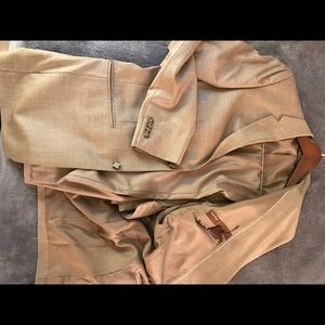 Perry Ellis men's suit. Tan/brown NEW!